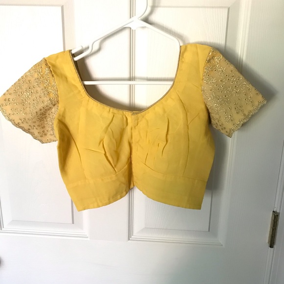 Yellow and White Georgette Sari - Picture 4 of 6